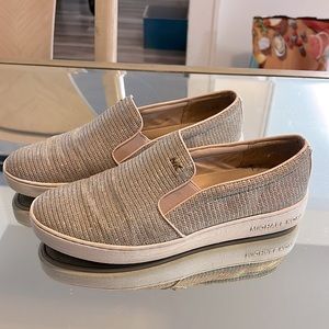 😍MiCHAEL MICHAEL KORS Keaton Chain-Mesh Slip-On Sneaker size 9.5 EUC